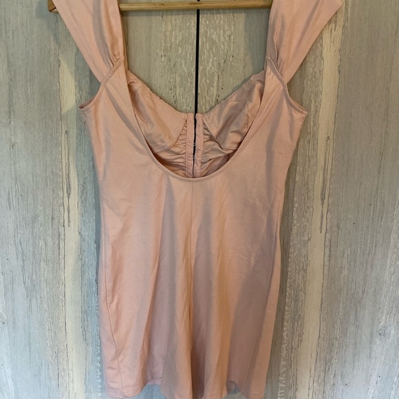 NWOT Urban Outfitters Romper - Picture 2 of 4